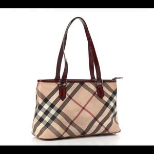 BURBERRY
Patent Nova Check Shopper Tote Berry Red